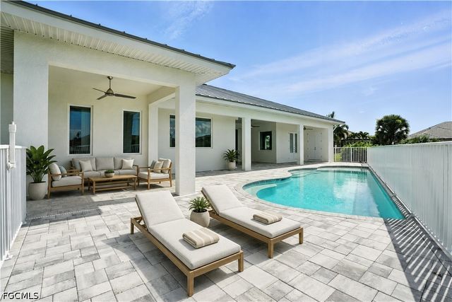 16803 Prince Phillip CT, Cape Coral, FL 33991