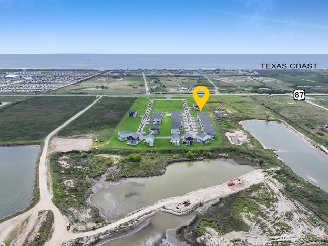 1041 Sunset Circle W, Crystal Beach, TX 77650