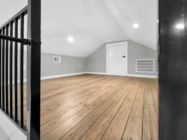 1041 Sunset Circle W, Crystal Beach, TX 77650