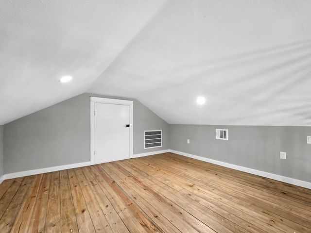 1041 Sunset Circle W, Crystal Beach, TX 77650