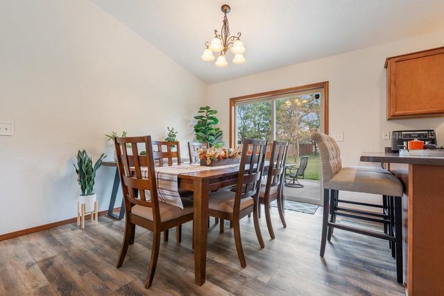 1105 SILVER BIRCH DRIVE, Menasha, WI 54952