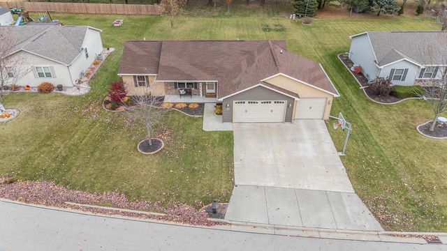 1105 SILVER BIRCH DRIVE, Menasha, WI 54952