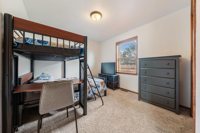 1105 SILVER BIRCH DRIVE, Menasha, WI 54952