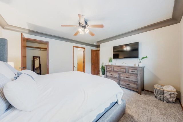 1105 SILVER BIRCH DRIVE, Menasha, WI 54952