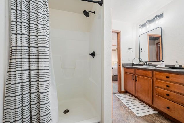 1105 SILVER BIRCH DRIVE, Menasha, WI 54952