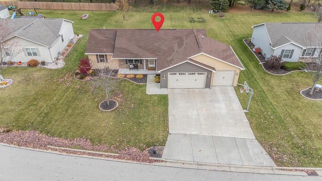 1105 SILVER BIRCH DRIVE, Menasha, WI 54952