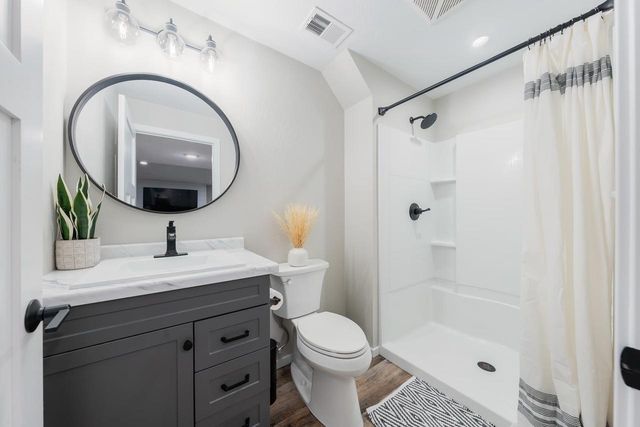 1105 SILVER BIRCH DRIVE, Menasha, WI 54952