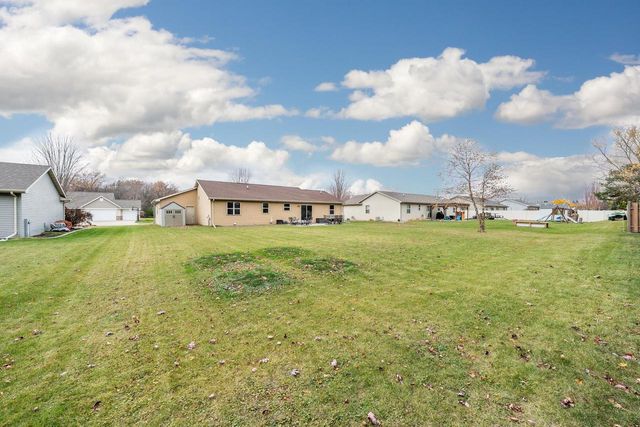 1105 SILVER BIRCH DRIVE, Menasha, WI 54952