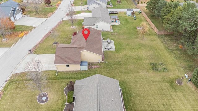 1105 SILVER BIRCH DRIVE, Menasha, WI 54952