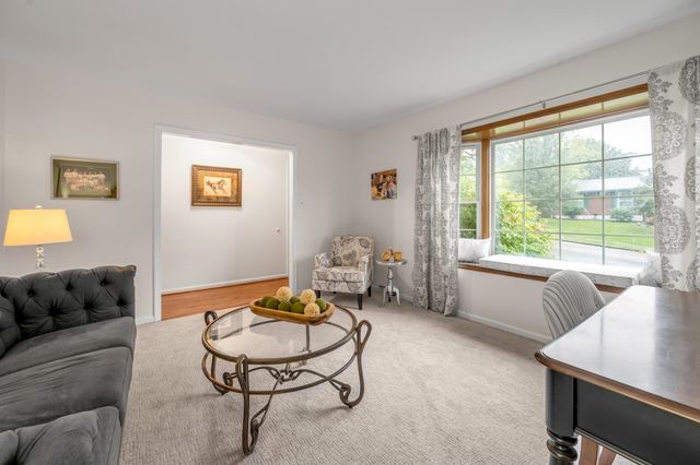 3331 Sutherland Drive, Lexington, KY 40517