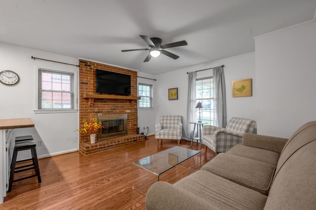 3331 Sutherland Drive, Lexington, KY 40517