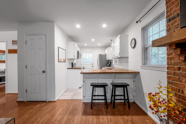 3331 Sutherland Drive, Lexington, KY 40517