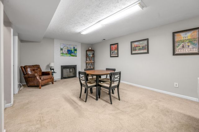 3331 Sutherland Drive, Lexington, KY 40517