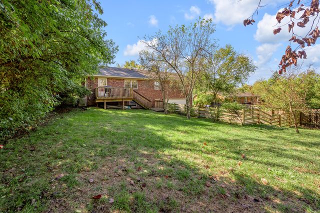 3331 Sutherland Drive, Lexington, KY 40517