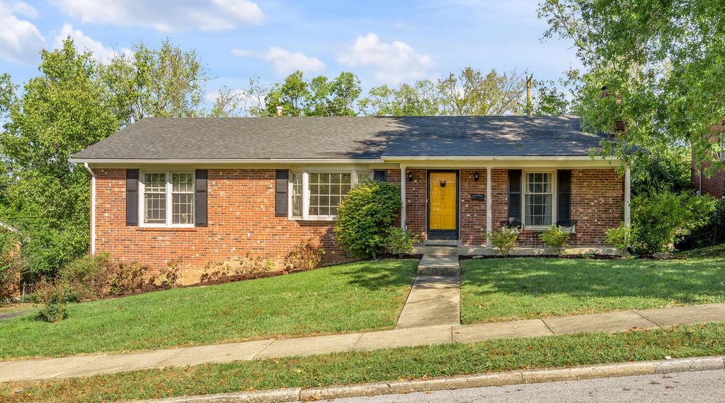 3331 Sutherland Drive, Lexington, KY 40517