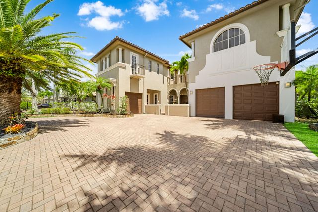 11244 NW 77th Place, Parkland, FL 33076