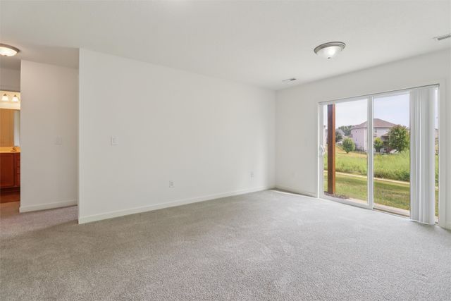 203 79th Street, West Des Moines, IA 50266