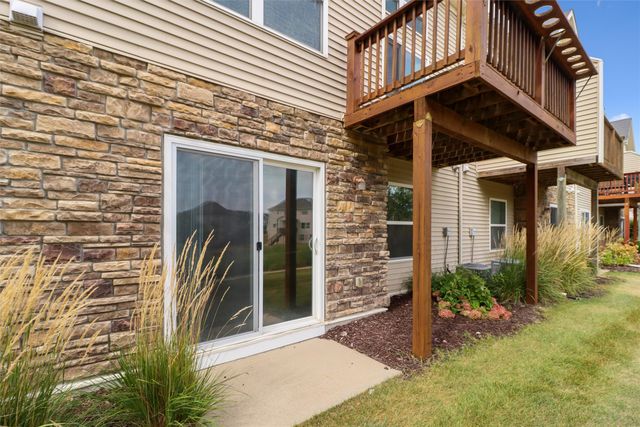 203 79th Street, West Des Moines, IA 50266