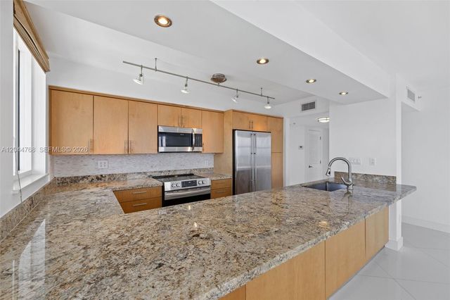 650 West Ave 2912, Miami Beach, FL 33139