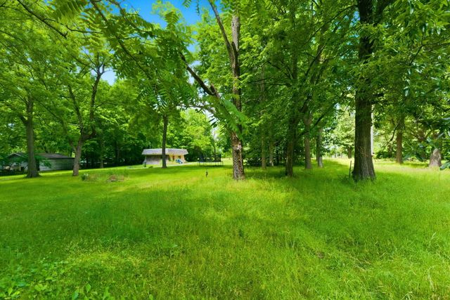 3578 W Farm Road 74, Springfield, MO 65803