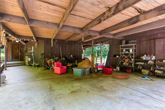 3578 W Farm Road 74, Springfield, MO 65803