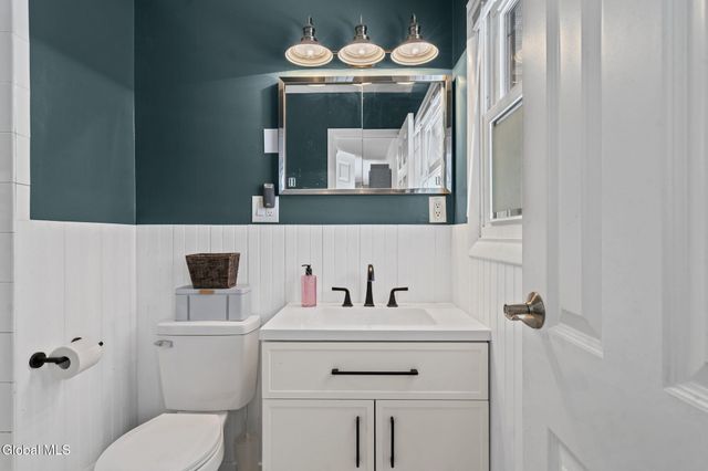 1 Hathorn Boulevard, Saratoga Springs, NY 12866