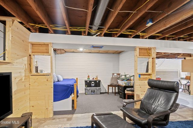 1 Hathorn Boulevard, Saratoga Springs, NY 12866