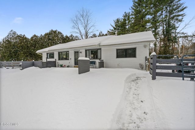 1 Hathorn Boulevard, Saratoga Springs, NY 12866