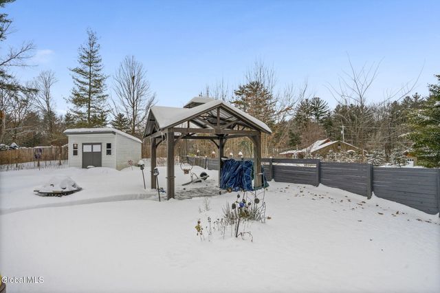 1 Hathorn Boulevard, Saratoga Springs, NY 12866