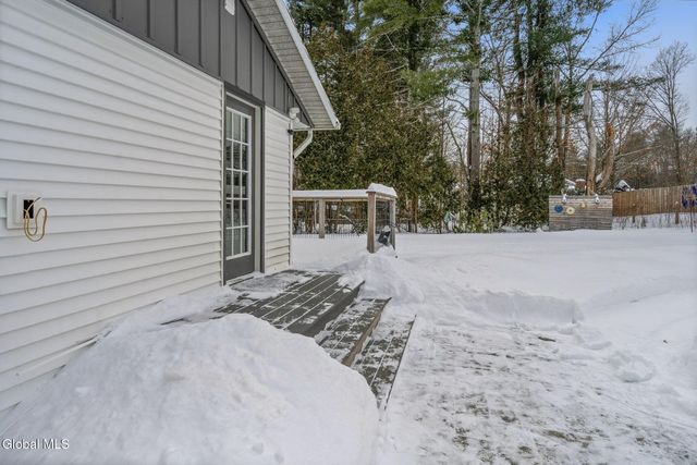 1 Hathorn Boulevard, Saratoga Springs, NY 12866