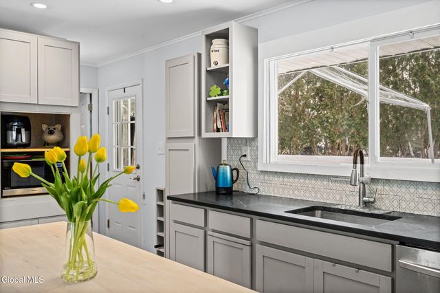 1 Hathorn Boulevard, Saratoga Springs, NY 12866