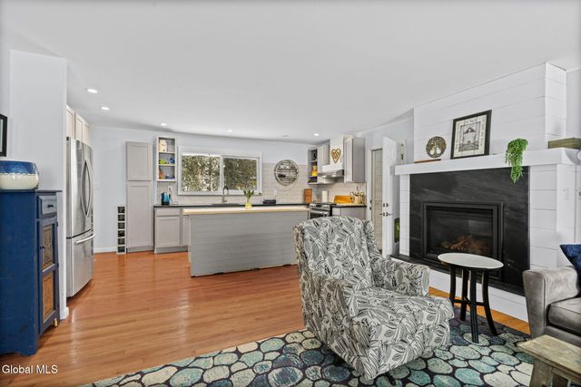 1 Hathorn Boulevard, Saratoga Springs, NY 12866