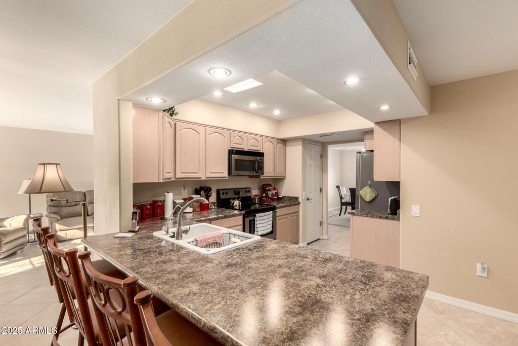 18010 N 135TH Drive, Sun City West, AZ 85375