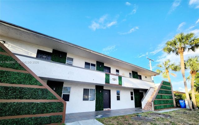 191 SW 15th St 102, Pompano Beach, FL 33060