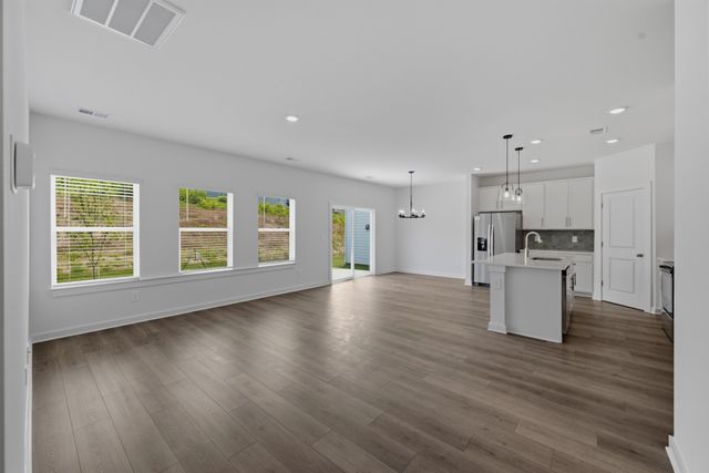 1961 Mahala Dr, Hermitage, TN 37076