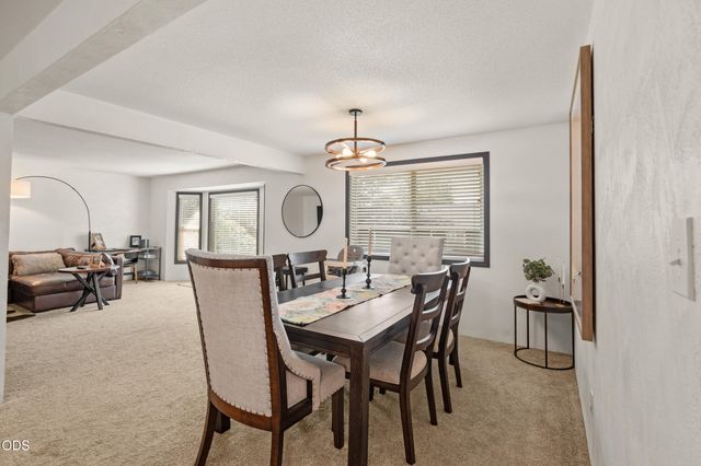 3052 Crystal Mountain Avenue, Medford, OR 97504