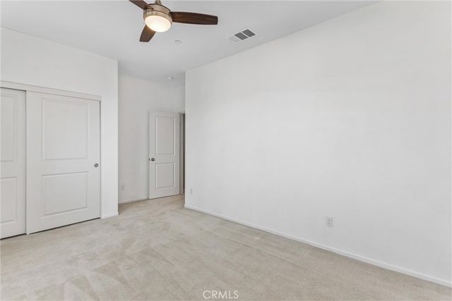 402 Buena Mesa Dr, Calimesa, CA 92320