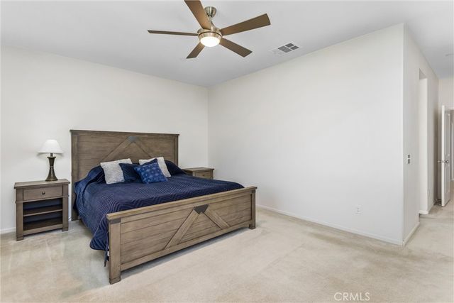 402 Buena Mesa Dr, Calimesa, CA 92320