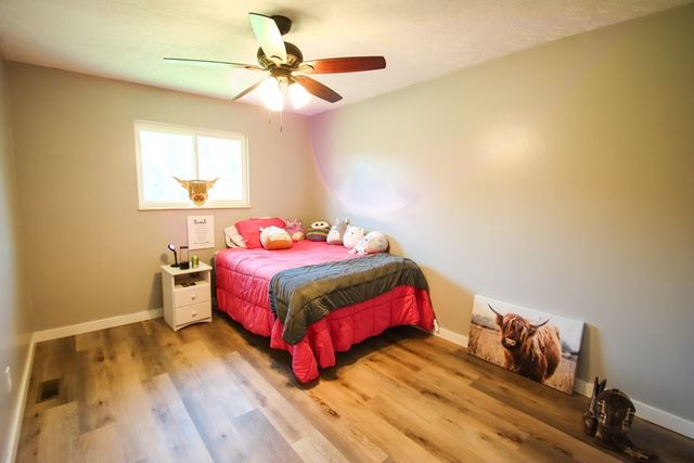 131 Collingwood Rd, Walling, TN 38587