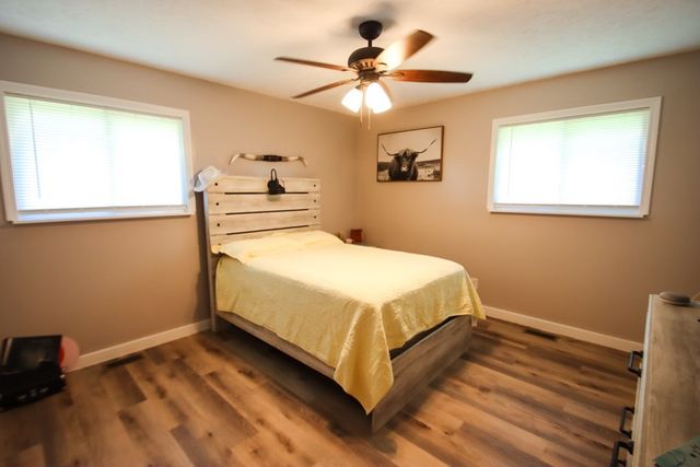 131 Collingwood Rd, Walling, TN 38587