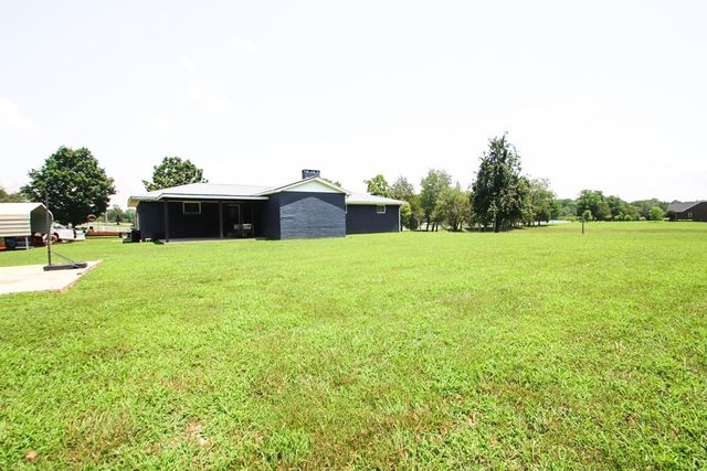 131 Collingwood Rd, Walling, TN 38587