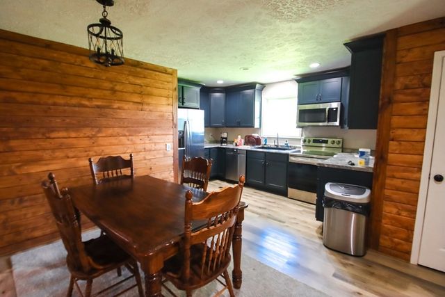 131 Collingwood Rd, Walling, TN 38587