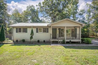 135 Meadowbrook Dr, Smithville, TN 37166