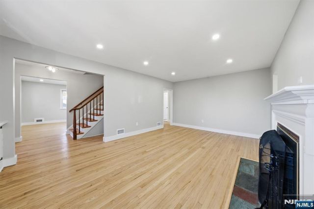 25 Forest Street, Closter, NJ 07624