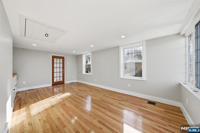 25 Forest Street, Closter, NJ 07624