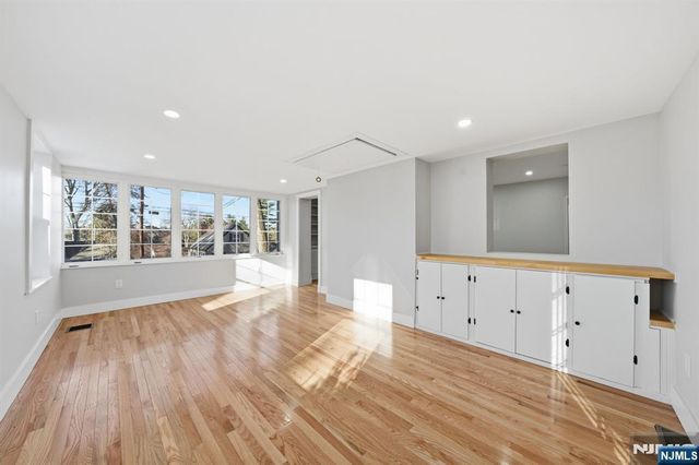 25 Forest Street, Closter, NJ 07624