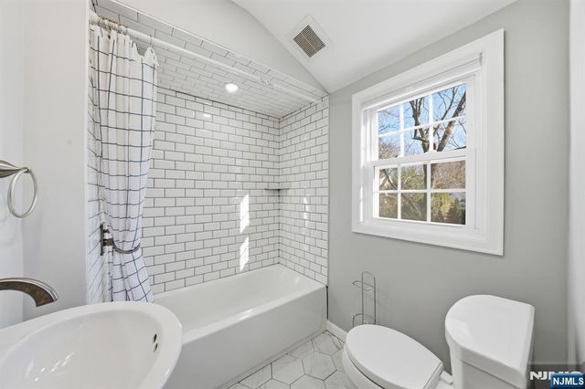 25 Forest Street, Closter, NJ 07624