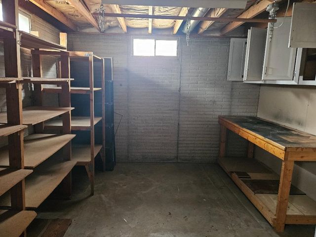 300 S P Street, Indianola, IA 50125