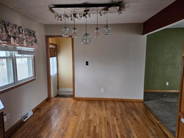 300 S P Street, Indianola, IA 50125