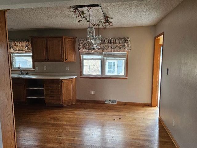 300 S P Street, Indianola, IA 50125